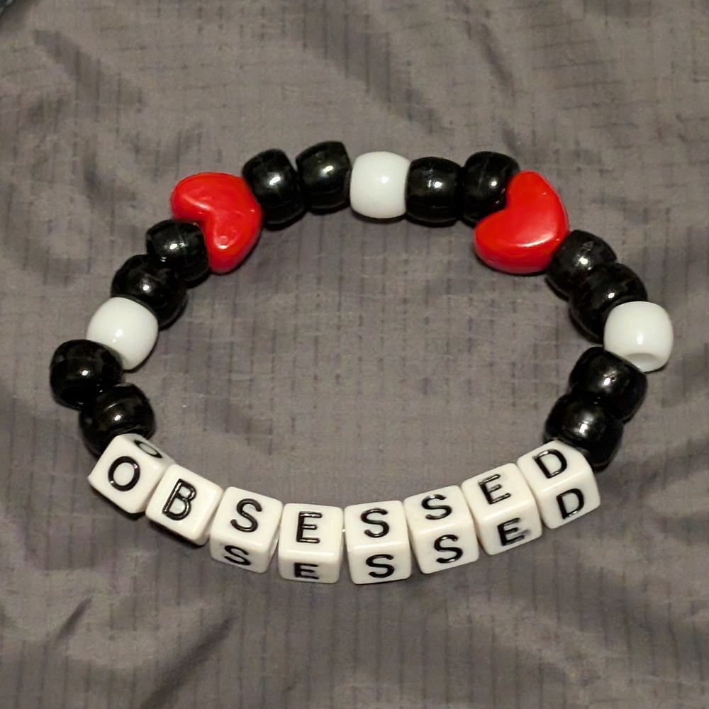 Olivia Rodrigo Obsessed Guts Tour Friendship Bracelet Handmade PonyBeads Heart B
